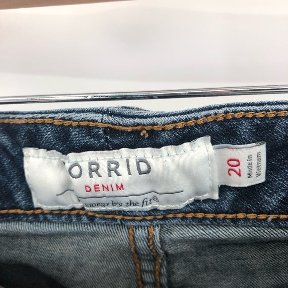 Torrid 20 denim skinny short shorts vintage stretch distressed dark blue 0131 - Picture 5 of 12